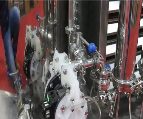 Parfumez le fabricant de parfum de l'équipement de production 100L coulant la fonction multi