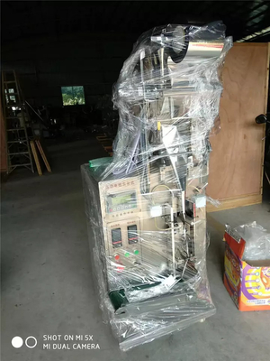 Machine de remplissage liquide cosmétique multifonctionnelle 1.1KW pneumatique pour granulaire