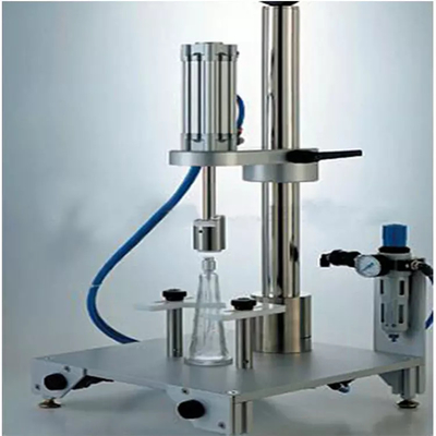 Fonction multi pilotée pneumatique de machine de capsulage de vis de parfum de PLC