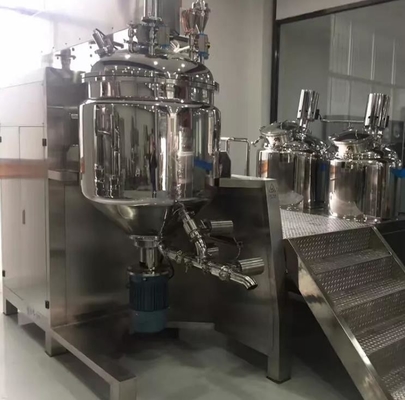Mélangeur cosmétique d'émulsifiant de lotion pneumatique 50 litres SUS304 SUS316