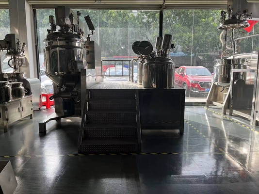 machine cosmétique universelle 3000R/Min de mélangeur d'émulsifiant du shampooing 5000L