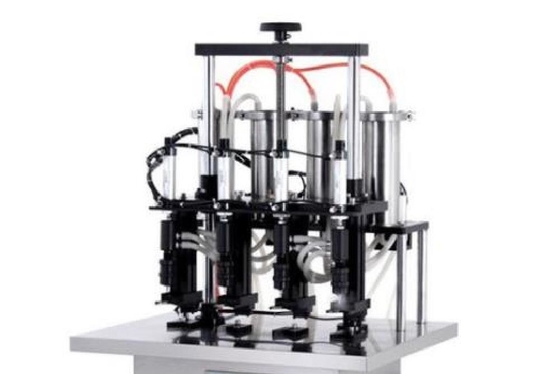 Vide remplissant automatique d'équipement de production de parfum pratique