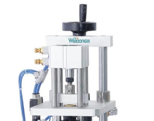 Machine de capsulage de bouteille de parfum de table