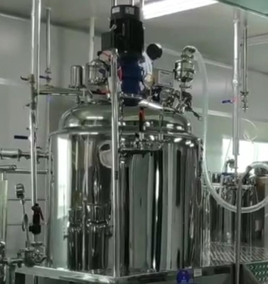 Machine cosmétique 63RPM de mélangeur d'émulsifiant de crème corporelle de vide étanche