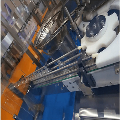 Treament de capsulage de cachetage de machines de Juice Filling Machine de fruit frais complètement automatique complet