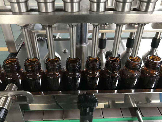 Petite machine de remplissage de bouteilles de lait d'équipement de production du parfum 1000BPH