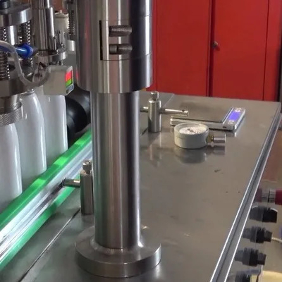 Les pulvérisateurs semi automatiques de corps de machine de remplissage d'aérosol de précision parfument le coffre-fort d'aérosol pour fonctionner