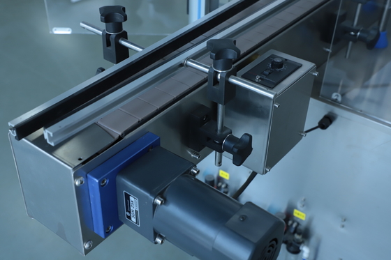 Contrôle liquide cosmétique à grande vitesse de PLC de machine du remplissage 2.2KW