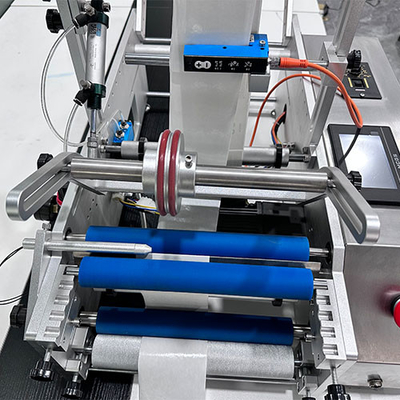 Puissance semi automatique de la machine à étiquettes 220V 50HZ de PLC matériel d'acier inoxydable